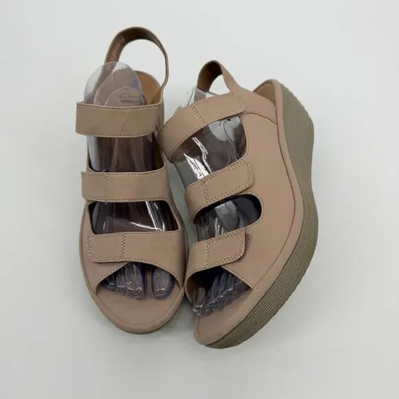 Clarks Collection Reedly Juno Wedge Nubuck Sandals Soft Cushion Womens US 12W - Picture 3 of 12